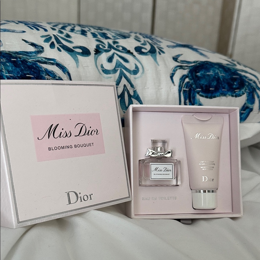 Dior Miss Dior Blooming Bouquet Gift Set - Pink and Silver
